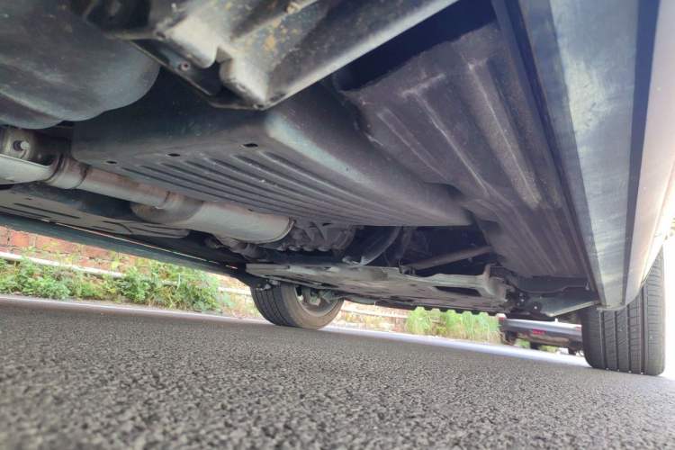 Used Land Rover Range  Chassis Rear Right