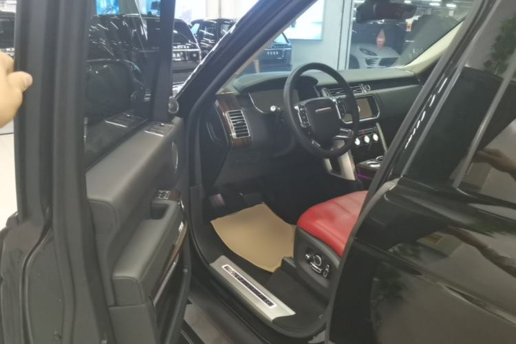 Used Land Rover Range 2017 3.0 SC V6 Vogue SE Long-Wheelbase Edition Driver Seat