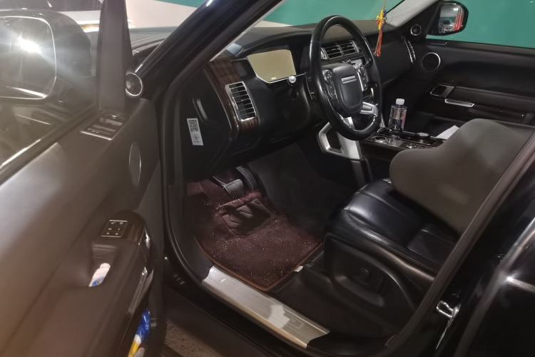 Used Land Rover Range 2017 3.0 SC V6 Vogue Driver Seat