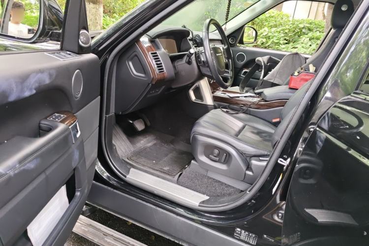 Used Land Rover Range 2017 3.0 SC V6 Vogue Driver Seat