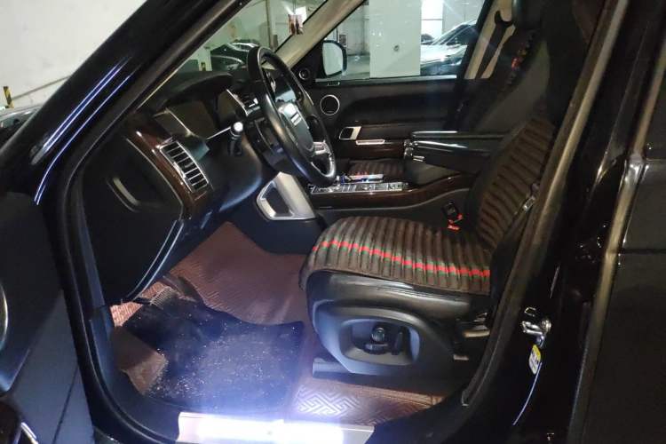 Used Land Rover Range 2017 3.0 SC V6 Grand Edition Driver Seat
