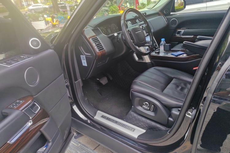 Used Land Rover Range 2017 3.0 SC V6 Vogue SE Long-Wheelbase Edition Driver Seat
