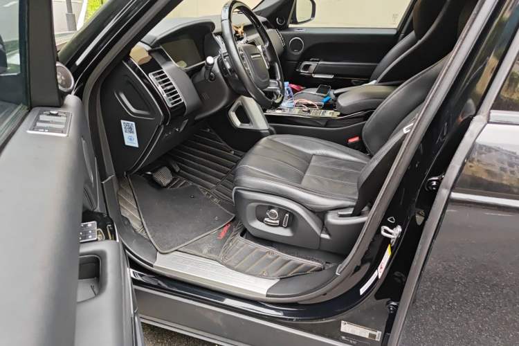 Used Land Rover Range  Driver Seat