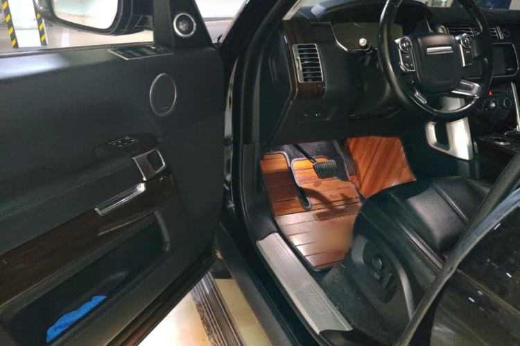 Used Land Rover Range  Driver Seat