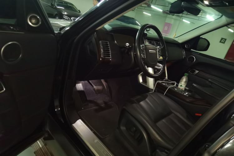 Used Land Rover Range 2017 3.0 SC V6 Vogue Driver Seat