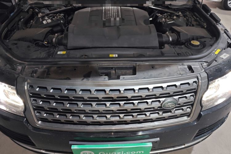 Used Land Rover Range  Engine Bay
