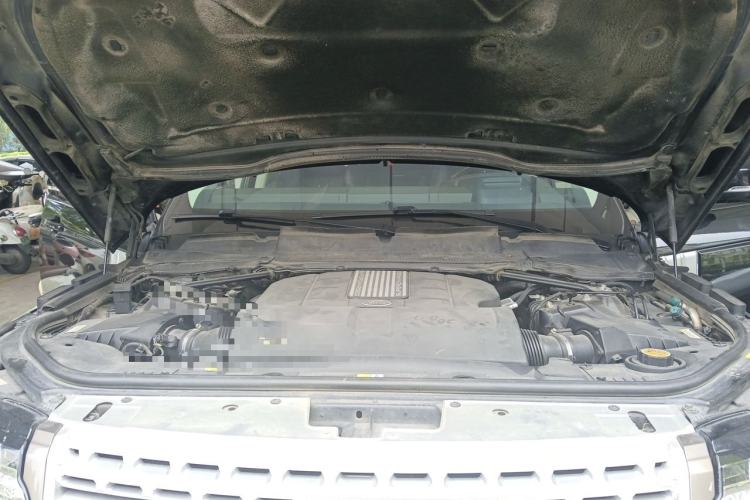 Used Land Rover Range 2017 3.0 SC V6 Vogue Engine Bay