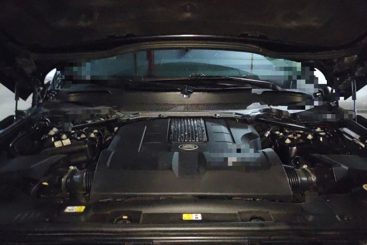 Used Land Rover Range 2017 3.0 SC V6 Grand Edition Engine Bay