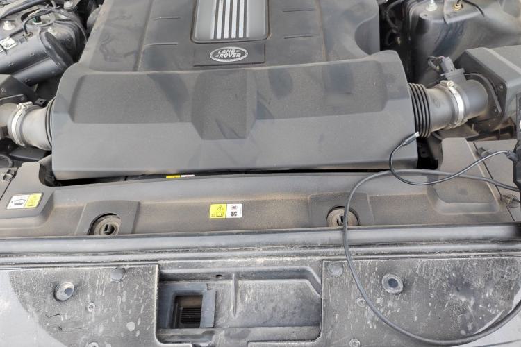 Used Land Rover Range  Engine Bay