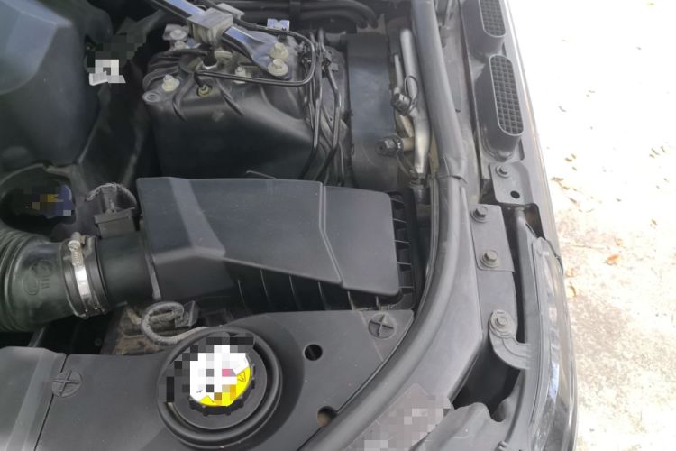 Used Land Rover Range 2017 3.0 SC V6 Vogue Engine Bay Left