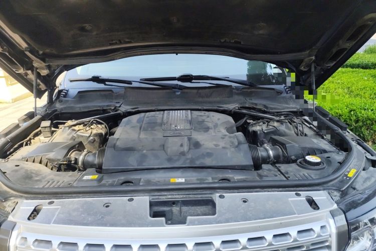 Used Land Rover Range 2017 3.0 SC V6 Vogue Extended Version Engine Bay
