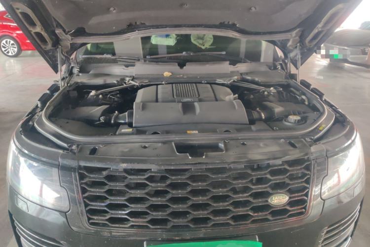 Used Land Rover Range 2017 3.0 SC V6 Vogue Extended Version Engine Bay