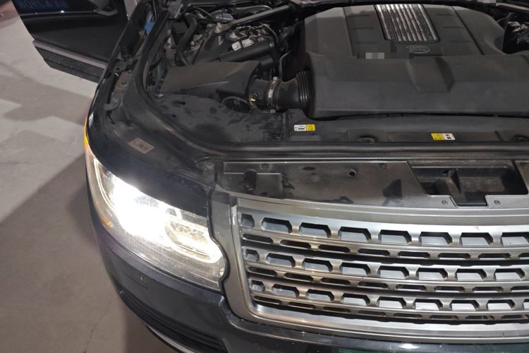Used Land Rover Range  Engine Bay Right