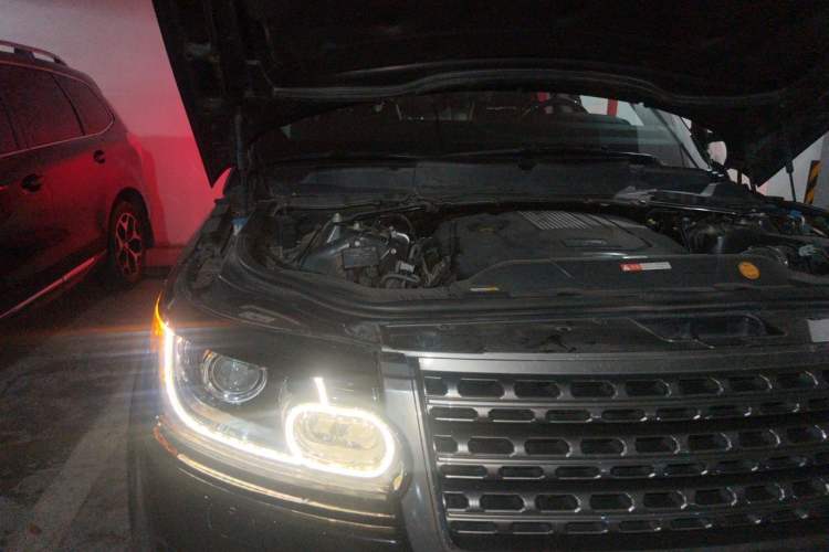 Used Land Rover Range 2017 3.0 SC V6 Grand Edition Engine Bay Right