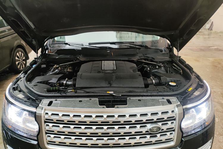 Used Land Rover Range 2017 3.0 SC V6 Vogue Engine Bay