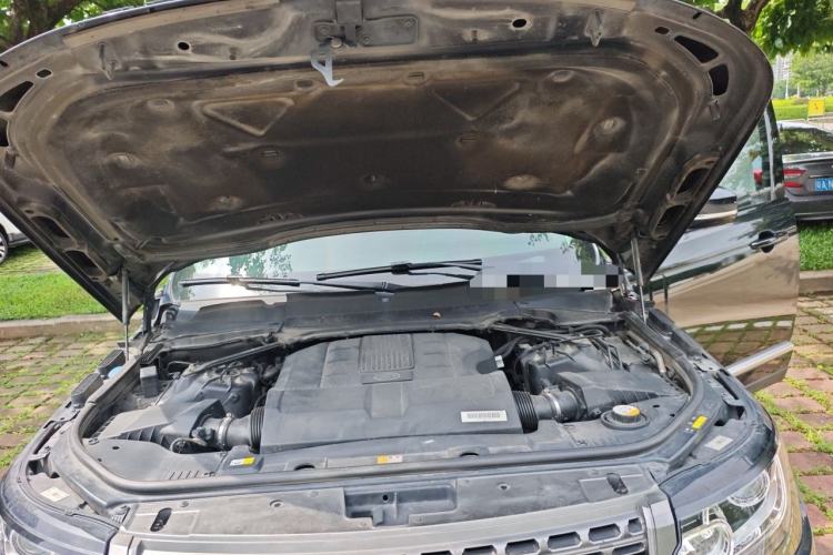 Used Land Rover Range 2017 3.0 SC V6 Vogue Engine Bay