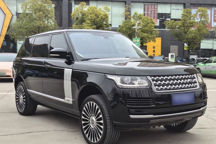 Used Land Rover Range 2017 3.0 SC V6 Vogue Extended Version Exterior 1