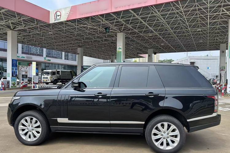Used Land Rover Range 2017 3.0 SC V6 Vogue Exterior 3