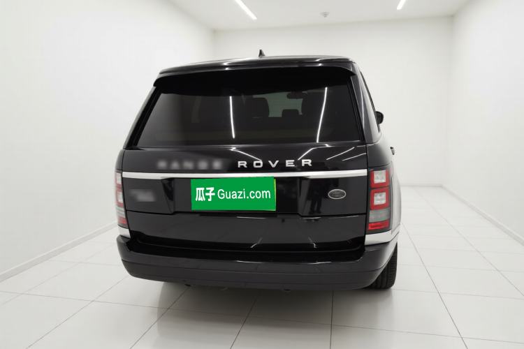 Used Land Rover Range 2017 3.0 SC V6 Vogue Extended Version Exterior 4