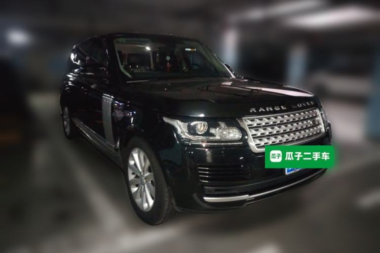 Used Land Rover Range 2017 3.0 SC V6 Vogue Extended Version Front Right 45 Deg