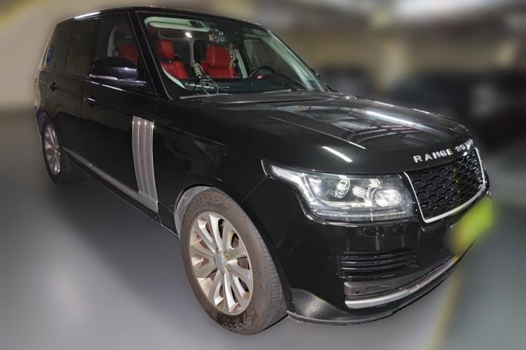 Used Land Rover Range  Front Right 45 Deg