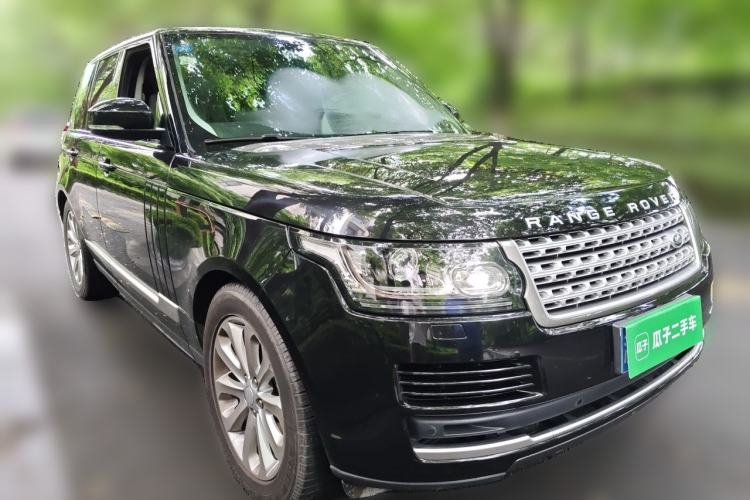 Used Land Rover Range 2017 3.0 SC V6 Vogue Front Right 45 Deg