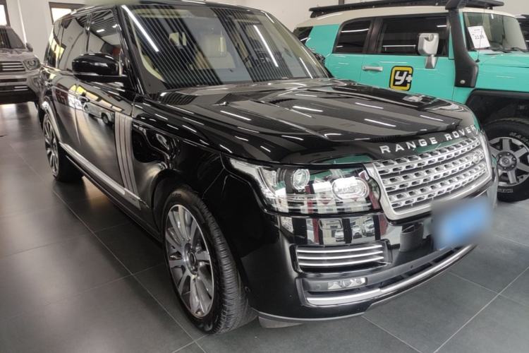 Used Land Rover Range 2017 5.0 SC V8 AB Prestige Extended Edition Front Right 45 Deg