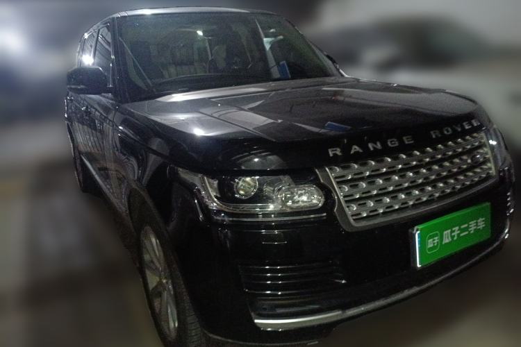Used Land Rover Range 2017 3.0 SC V6 Vogue Extended Version Front Right 45 Deg
