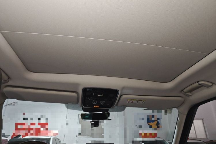 Used Land Rover Range  Headliner