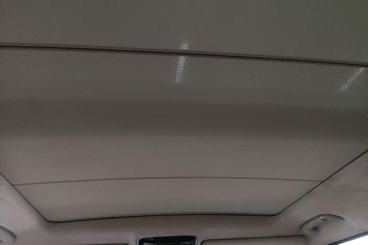 Used Land Rover Range 2017 5.0 SC V8 AB Prestige Extended Edition Headliner