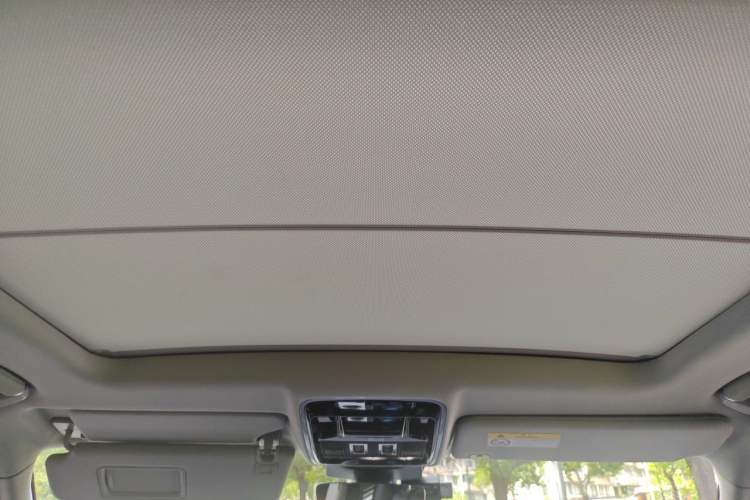 Used Land Rover Range 2017 3.0 SC V6 Vogue SE Long-Wheelbase Edition Headliner
