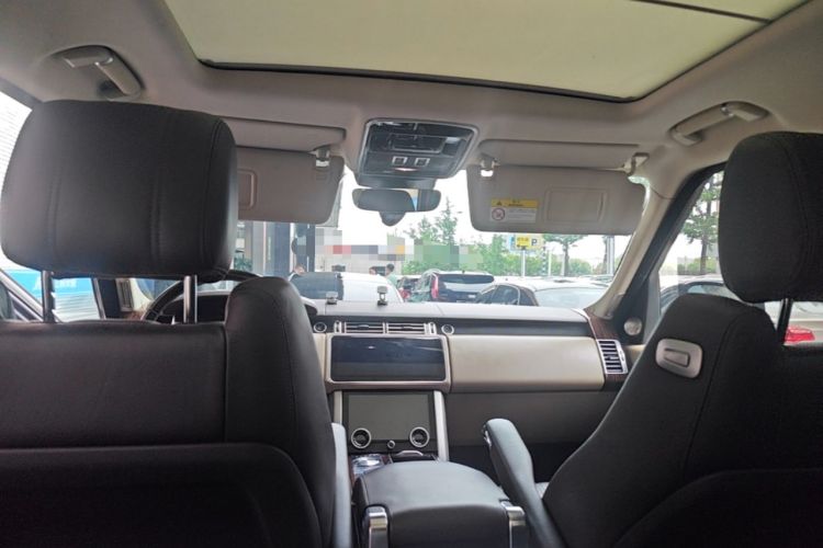 Used Land Rover Range 2017 3.0 SC V6 Vogue Extended Version Headliner