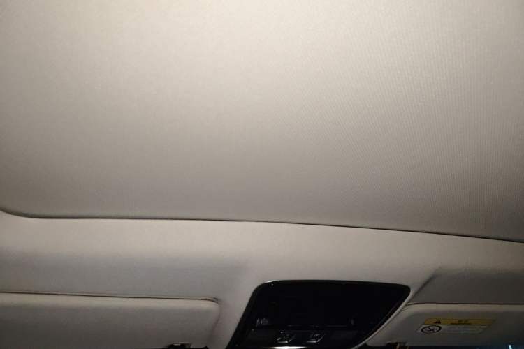 Used Land Rover Range 2017 3.0 SC V6 Vogue Headliner