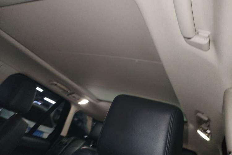 Used Land Rover Range  Headliner