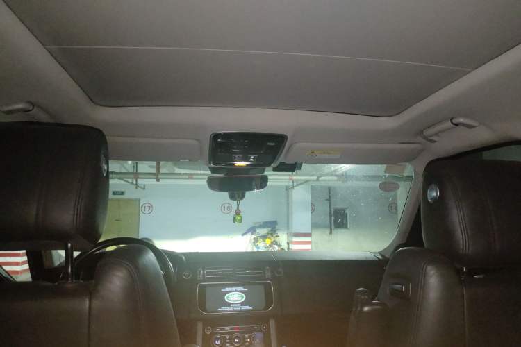Used Land Rover Range 2017 3.0 SC V6 Vogue Extended Version Headliner