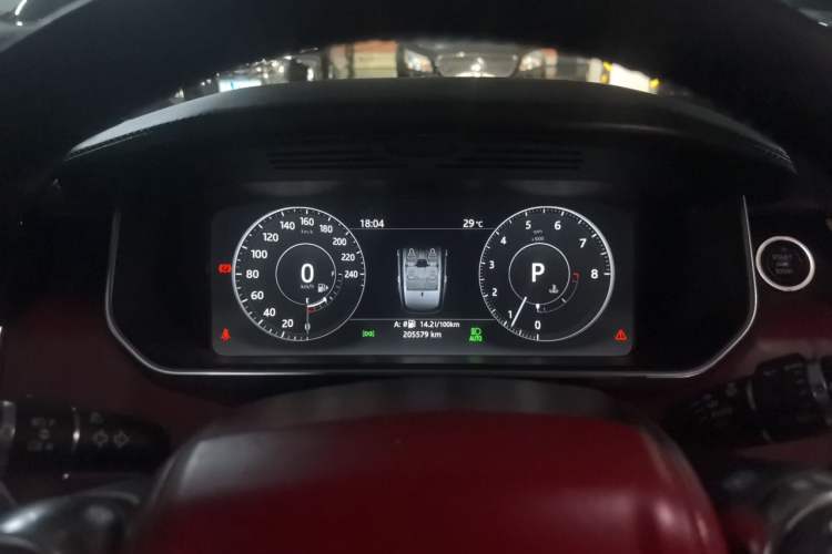 Used Land Rover Range 2017 3.0 SC V6 AB Prestige Extended Edition Instrument Cluster