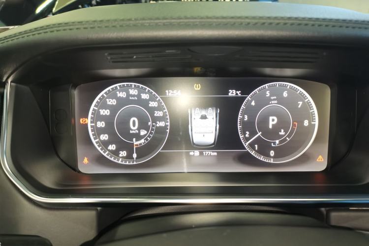 Used Land Rover Range 2017 3.0 SC V6 Vogue Extended Version Instrument Cluster
