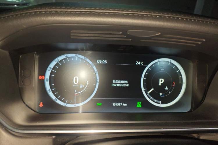 Used Land Rover Range 2017 3.0 SC V6 Vogue Extended Version Instrument Cluster