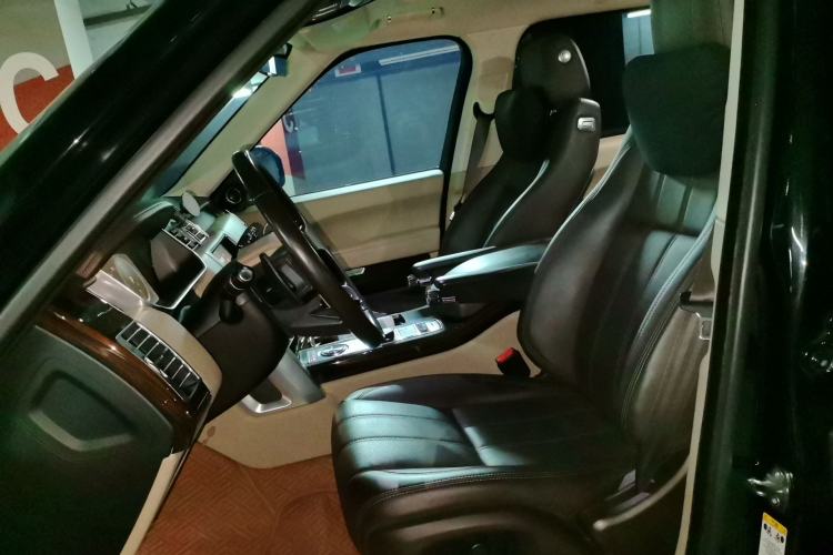 Used Land Rover Range 2017 3.0 SC V6 Vogue Left Front Seat