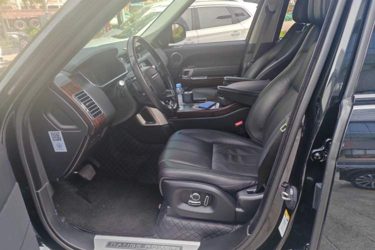 Used Land Rover Range 2017 3.0 SC V6 Vogue SE Long-Wheelbase Edition Left Front Seat