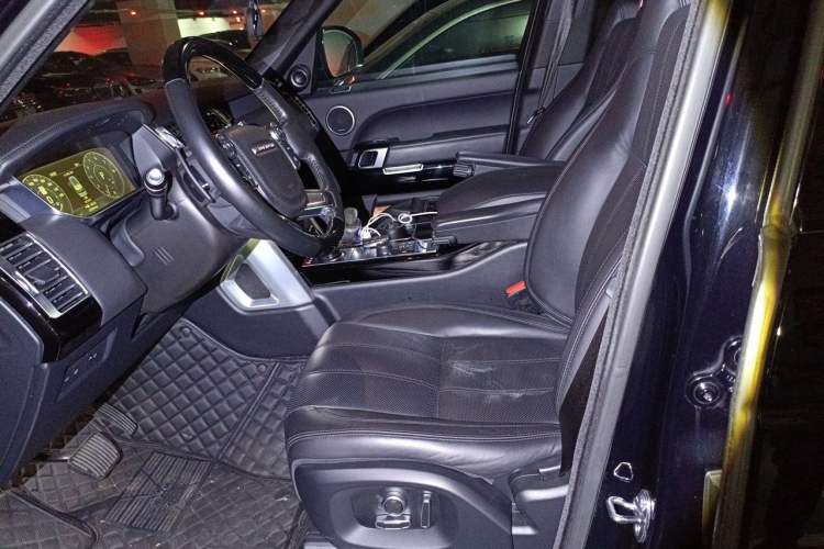 Used Land Rover Range  Left Front Seat
