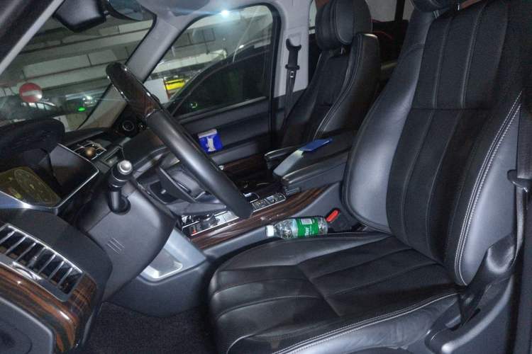 Used Land Rover Range 2017 3.0 SC V6 Grand Edition Left Front Seat