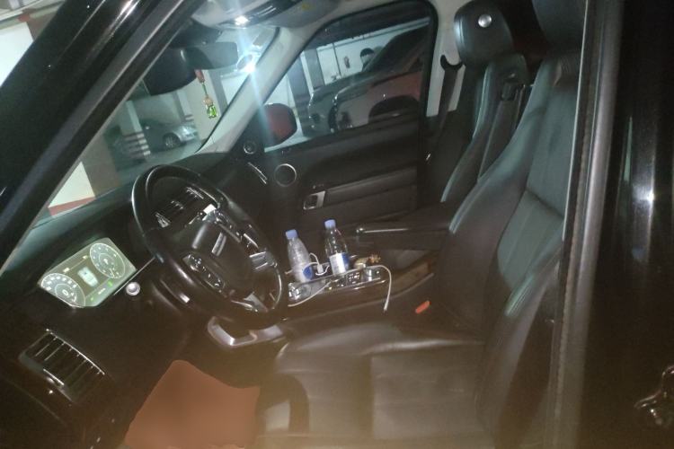 Used Land Rover Range 2017 3.0 SC V6 Vogue Extended Version Left Front Seat