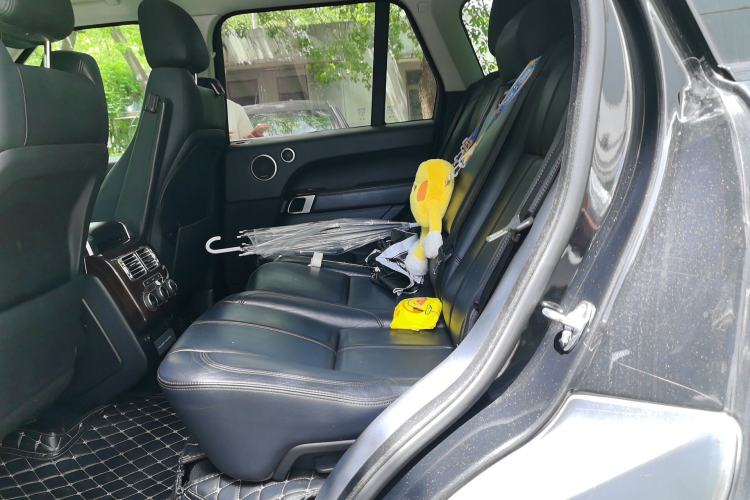 Used Land Rover Range 2017 3.0 SC V6 Vogue Left Rear Seat