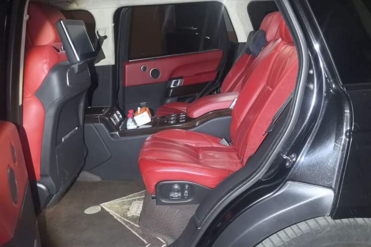 Used Land Rover Range 2017 3.0 SC V6 AB Prestige Extended Edition Left Rear Seat