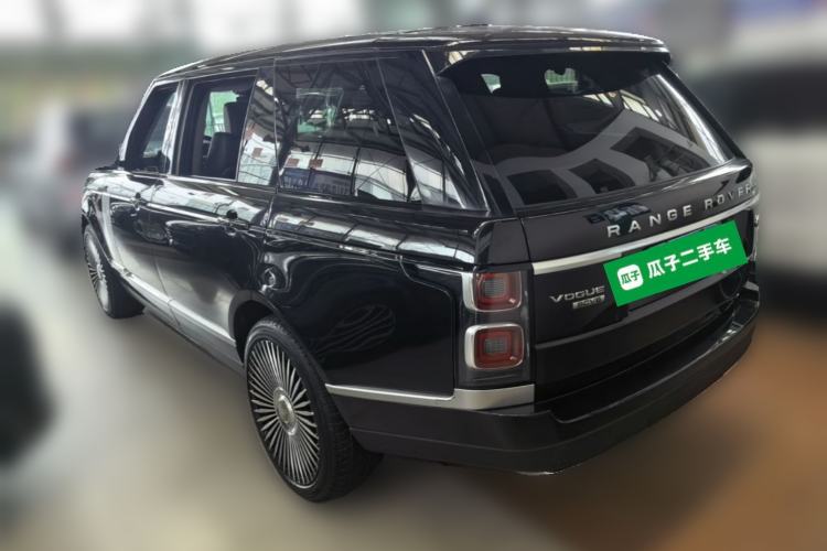Used Land Rover Range 2017 3.0 SC V6 Vogue Extended Version Rear Left 45 Deg