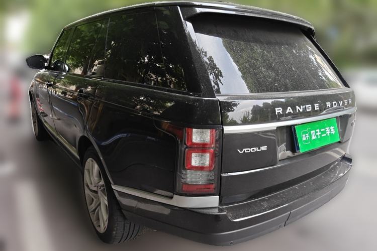 Used Land Rover Range 2017 3.0 SC V6 Vogue Extended Version Rear Left 45 Deg