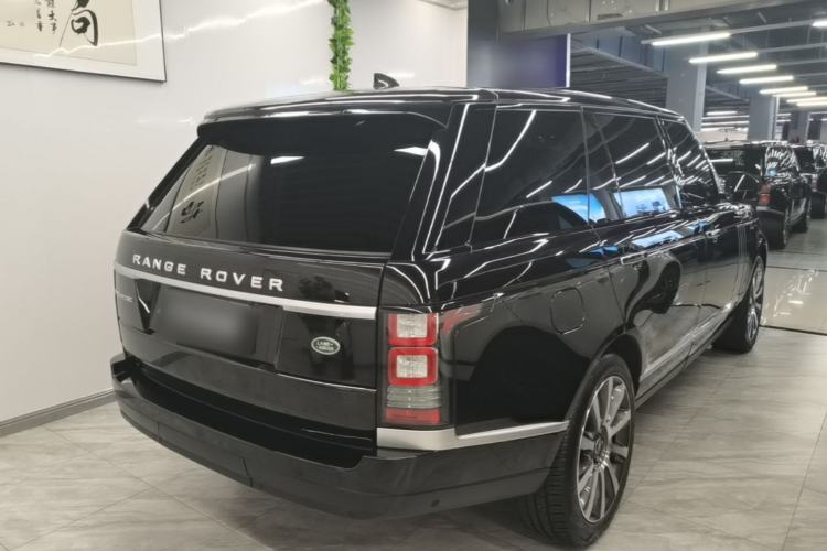 Used Land Rover Range 2017 3.0 SC V6 Vogue SE Long-Wheelbase Edition Rear Right 45 Deg