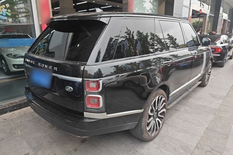 Used Land Rover Range 2017 3.0 SC V6 Vogue Extended Version Rear Right 45 Deg