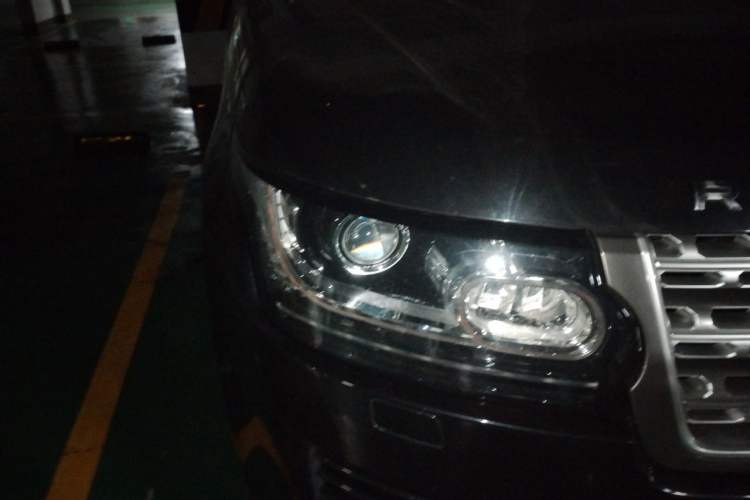 Used Land Rover Range  Right Front Headlight